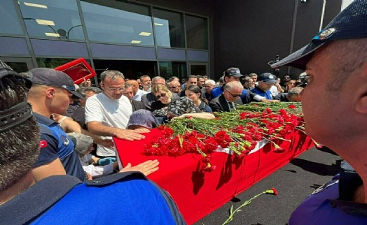Meydanlara sığmadılar! On binlerce kişi Ferdi Zeyrek'i uğurladı