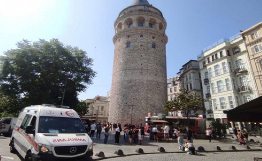 Galata Kulesi'nden düşen kişi hayatını kaybetti