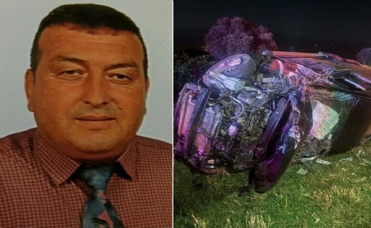 Hafif ticari araç, traktöre çarptı; muhtar öldü, 4 yaralı