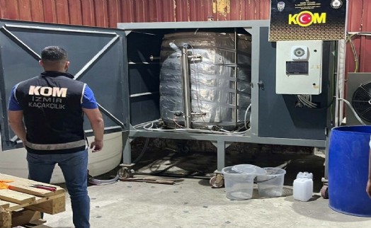 İzmir'de sahte içki operasyonu; 2 tutuklama