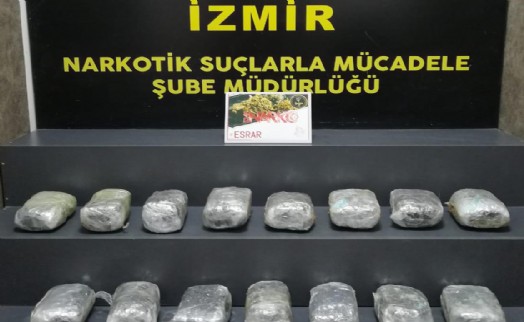 İhbar sonrası otomobilden 11 kilo 'zehir' çıktı!