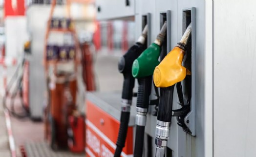 İran-İsrail savaşı dengeleri altüst etti: Akaryakıta çifte zam geliyor!