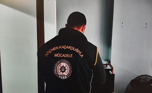 İzmir dahil 51 ilde göçmen kaçakçılığı operasyonu!