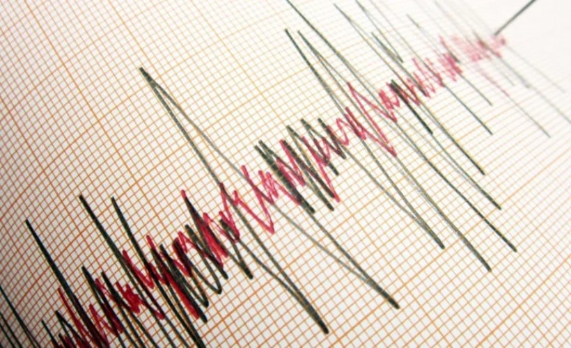 Karaburun'da 3,5 büyüklüğünde deprem