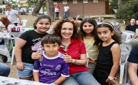 Karşıyaka Belediyesi'nden sanat ve eğlence dolu yaz okulu