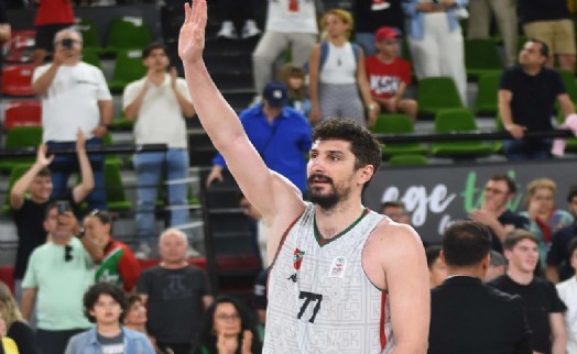 Karşıyaka'ya Muhsin'den veda