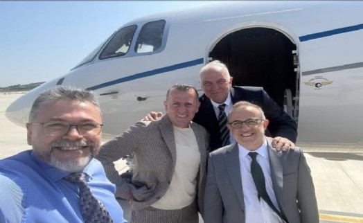 Karşıyaka'ya sponsor aramaya özel uçakla gittiler