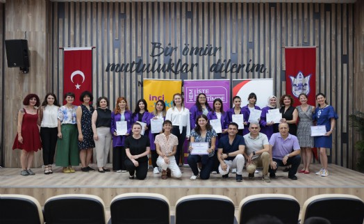 Konak'ın kadın CNC operatörleri sertifikalarını aldı