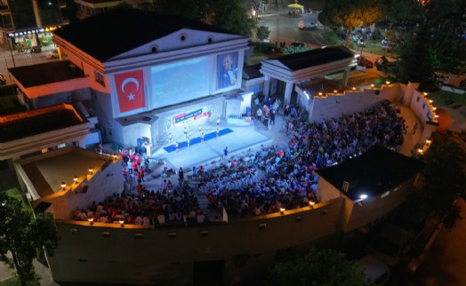 Menderes Belediyesi spor okulları açıldı