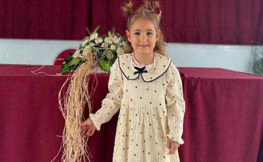 Muğla'da evinin önünde oynarken kaybolan 4 yaşındaki Eylül her yerde aranıyor