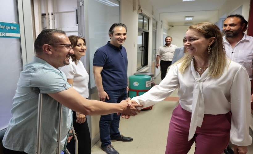 Mutlu’dan geleneksel bayram ziyareti: Belediye birimlerinde bayramlaşma mesaisi