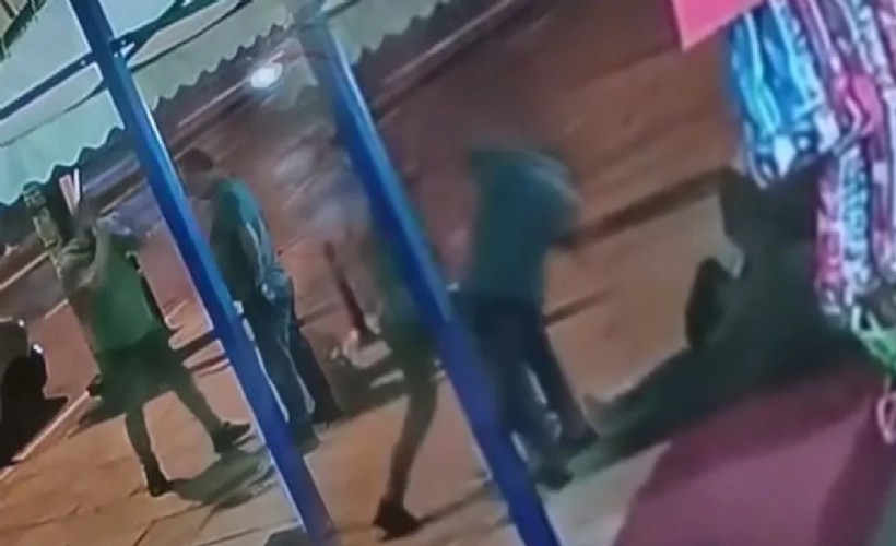 Önce yumruk attı, sonra kalp masajı yaptı