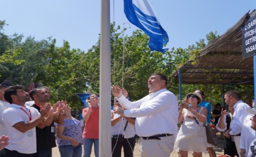 Seferihisar'da 'Mavi Bayraklı' plaj sezonu açıldı