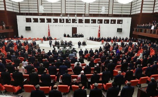 TBMM'de gündem Başkanlık Divanı ve Komisyon Üyeleri