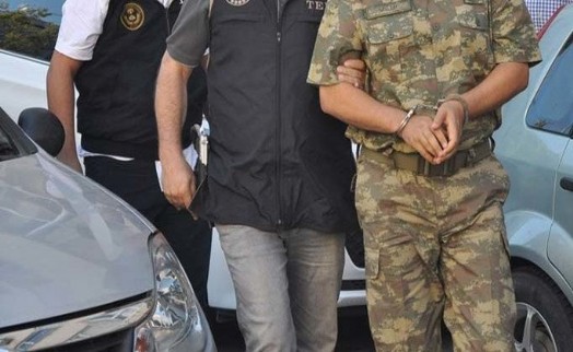 TSK ve Emniyete FETÖ opasyonu! 176 asker ve 21 polis gözaltına alındı!