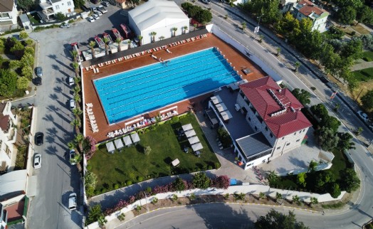 TSYD Urla Havuzu'nda kurs zamanı