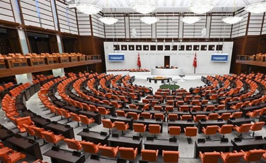 Tartışılan 10. Yargı Paketi komisyondan geçti: ‘Düşman hukuku uygulanıyor'
