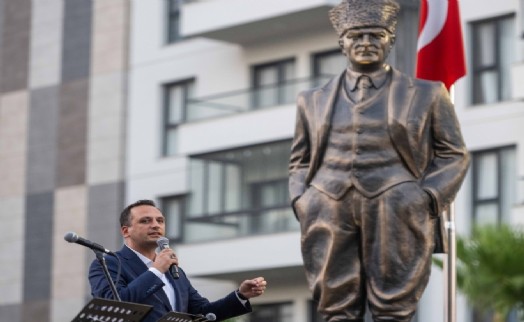 Abide-i Hürriyet Bornova'da yaşıyor; Eşki: 'Bu toprakların her karışında direnişin ruhu var'