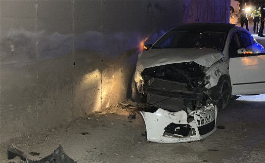 Alkollü şekilde direksiyon başına geçti, kazaya davetiye çıkardı