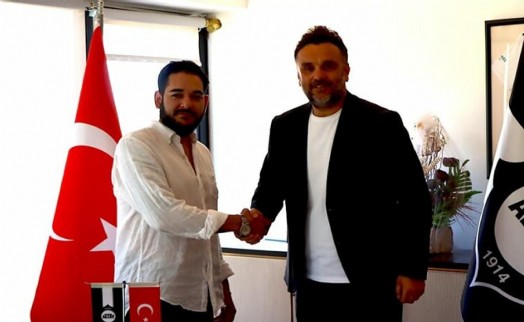 Altay'da Ramazan Kurşunlu imzaladı