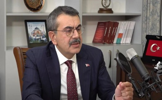 Bakan Tekin'den LGS yanıtı: Bizim imam hatipliler hazırladı soruları