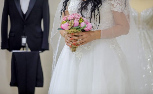 Bayraklı'da evlenecek çiftlere müjde