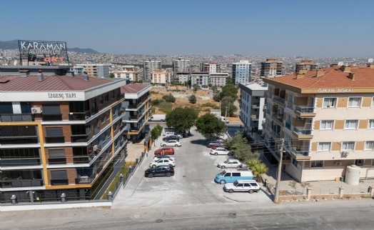 Buca'da cep otoparkları ile mahalleler nefes alıyor