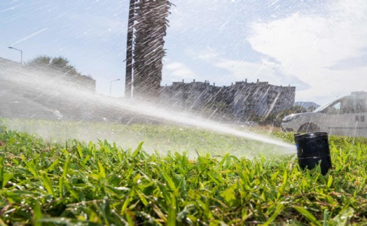 Büyükşehir'den tasarruf önlemi: Akıllı sulama sistemi