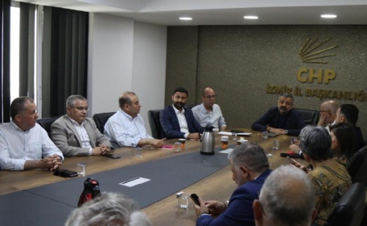 CHP İzmir'de beklenmeyen istifa: Büyükşehir'deki görevini öne sürdü