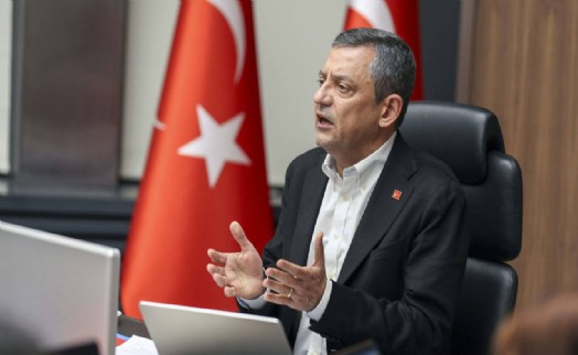 CHP'de sıcak saatler: Özgür Özel, MYK'yi olağanüstü topladı