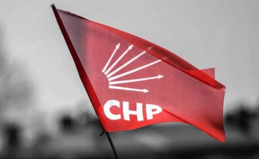CHP'de toplu istifa: İl yönetimi düştü!