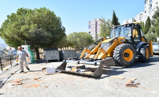 Çiğli'de moloz yığınlarına taviz yok: Yıldız'dan halka çağrı