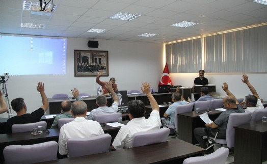 Ferdi Zeyrek'in adı spor tesisine verildi