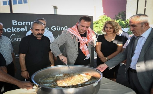 Gökdere'de aşure sofrası birlik ile kuruldu