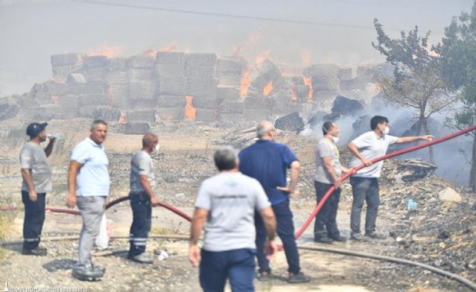 İzmir İtfaiyesi yangınlarla mücadelesini sürdürüyor