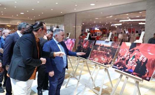 İzmir Valiliği'nden 15 Temmuz fotoğraf sergisi