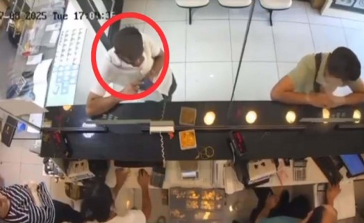 İzmir'de sahte altın bozduran 3 şüpheli yakalandı, 1 kişi aranıyor