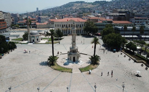 İzmir'de yarından itibaren sıcaklık daha da artacak!