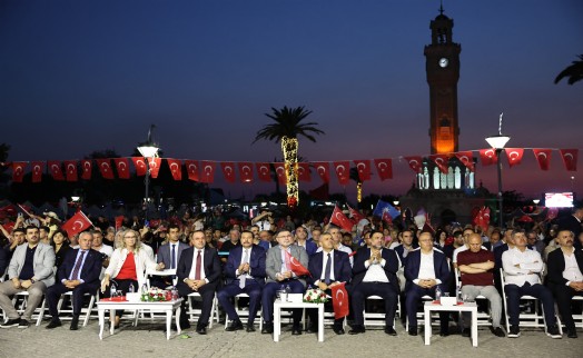 İzmir'de ‘15 Temmuz' etkinliği