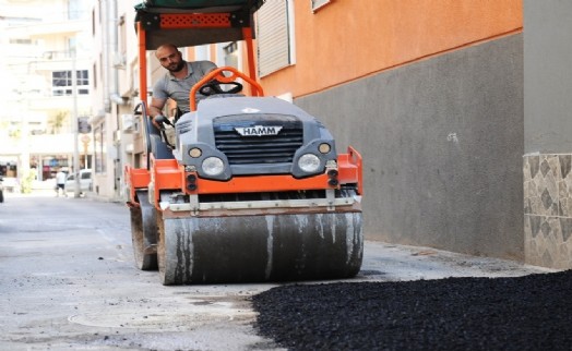 Karşıyaka'da yol yenileme seferberliği