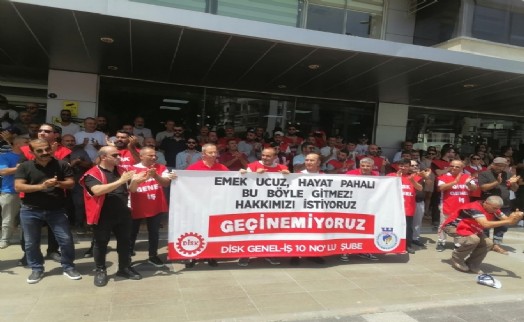 Karşıyaka'da maaş krizi büyüdü alacaklar birikti: Her gün aynı saatte eylem kararı!