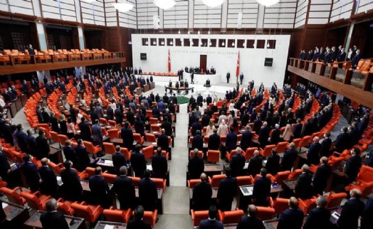 Komisyona 4 parti daha üye verecek!