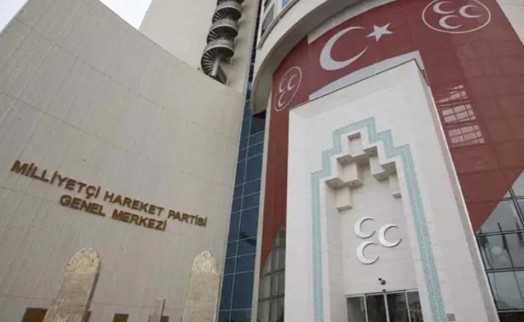 MHP'de ‘süreç' istifaları: ‘Bebeğe kurşun sıkanlarla bir oldunuz'