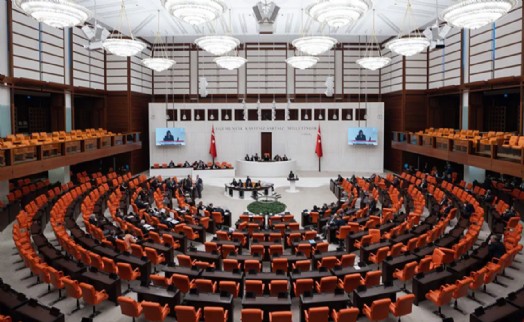 Meclis'te 'Terörsüz Türkiye' Komisyonu için kritik toplantı: Geri Dönüş Yasası gündemde!