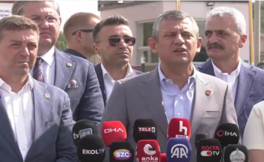 Özel'den AK Partili Güler'in 'komisyon' sözlerine tepki: 'Hadsizlik yapıyor'