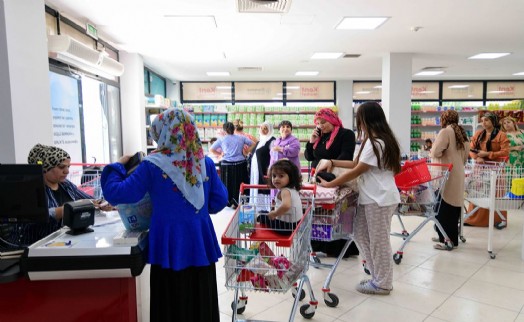 Sosyal dayanışmanın adresi Bornova Belediyesi
