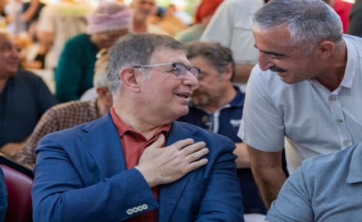 Tugay Aliağa'da aşure lokmasına ortak oldu