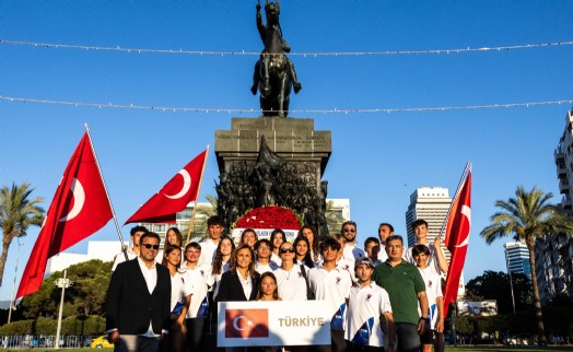 Yelkende 420 Dünya Şampiyonası İzmir'de başladı