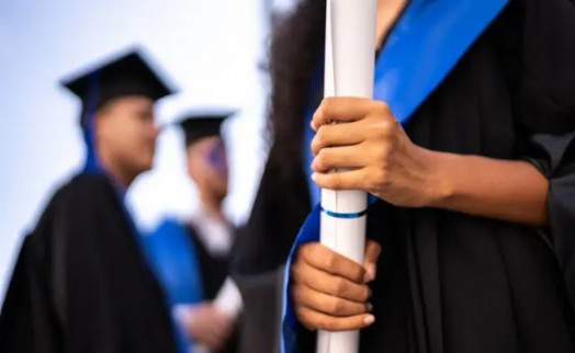 'Sahte diploma' skandalı yıllarca es geçilmiş: O iki partiden red!