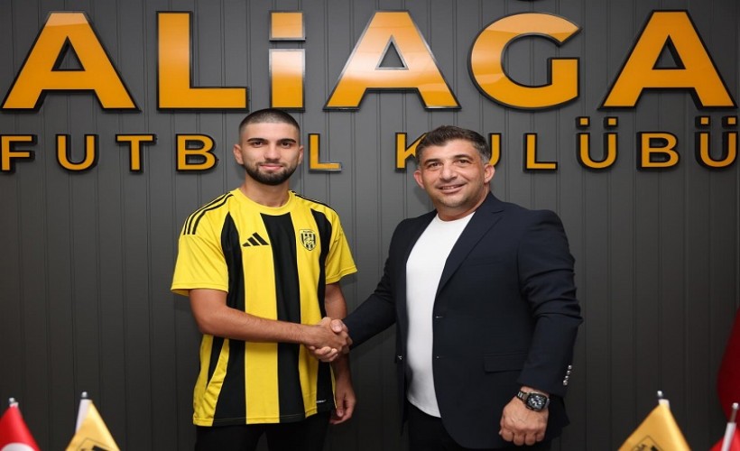 Aliağa FK'da Furkan'dan profesyonel imza